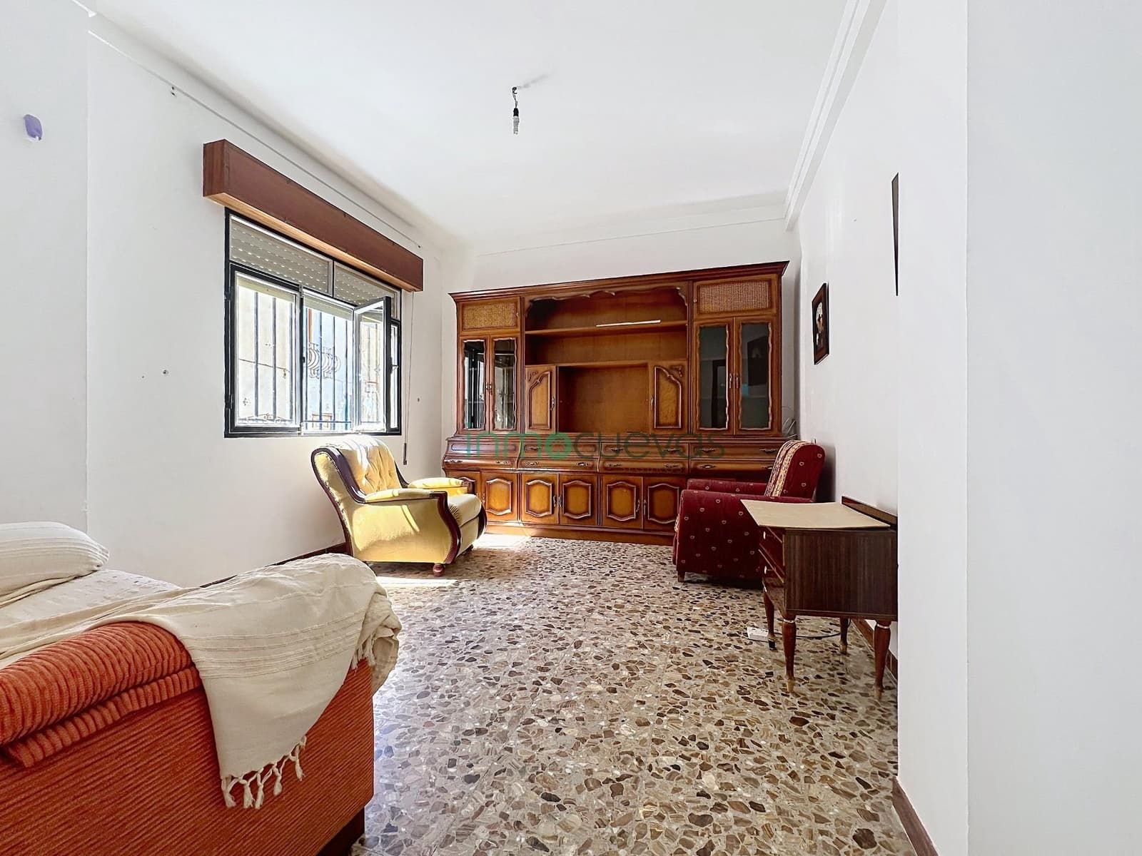 6 bedroom Terraced Villa for sale in Zurgena with garage - € 124,999 (Ref: 9843604)