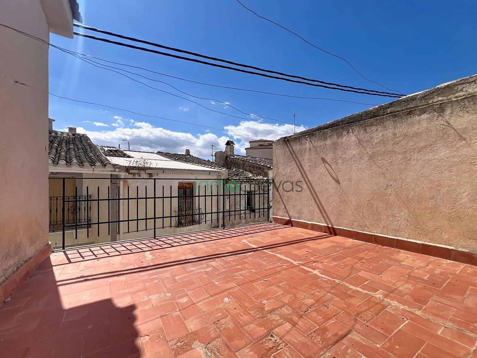 6 bedroom Terraced Villa for sale in Zurgena with garage - € 124,999 (Ref: 9843604)