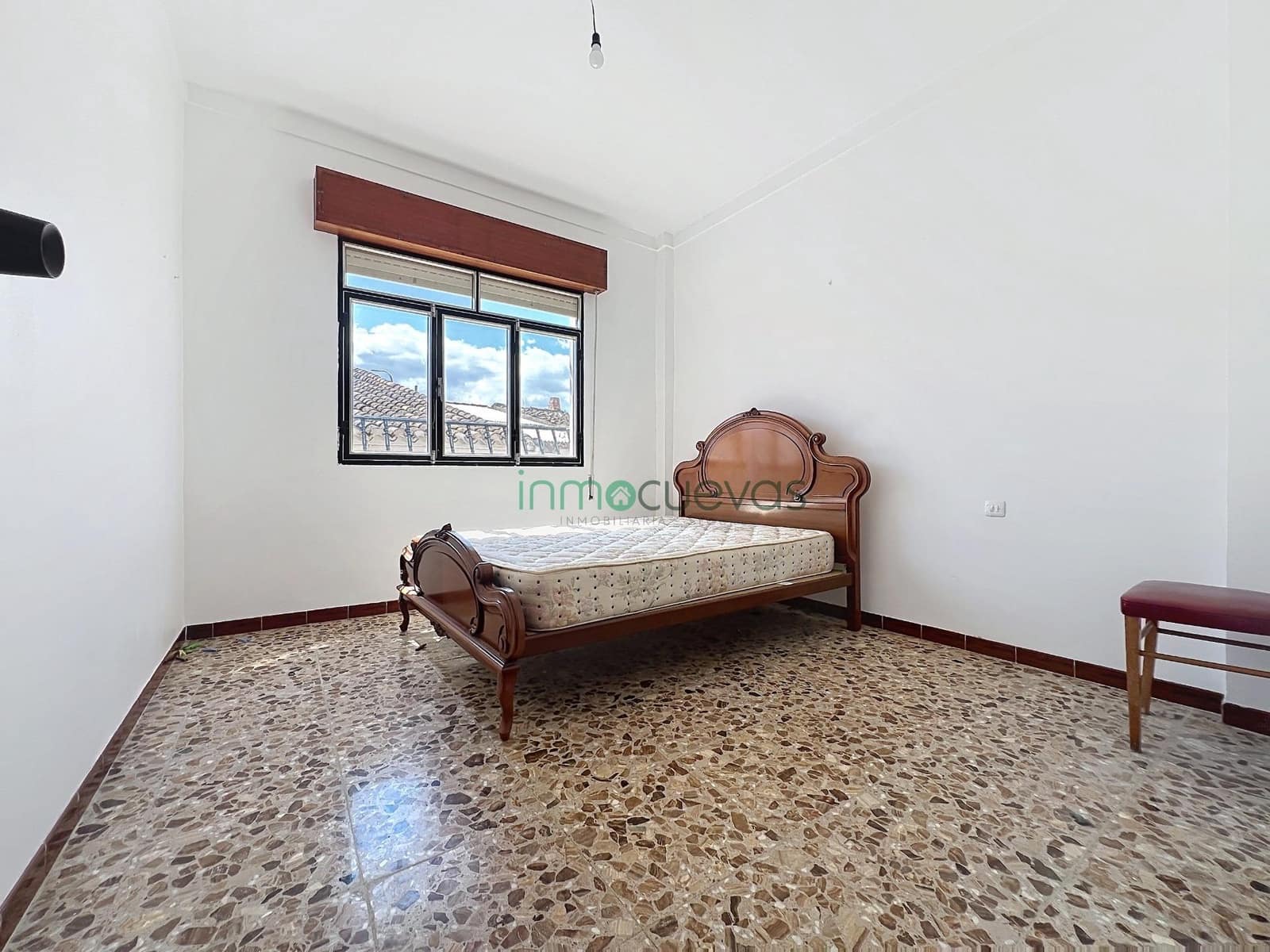 6 bedroom Terraced Villa for sale in Zurgena with garage - € 124,999 (Ref: 9843604)