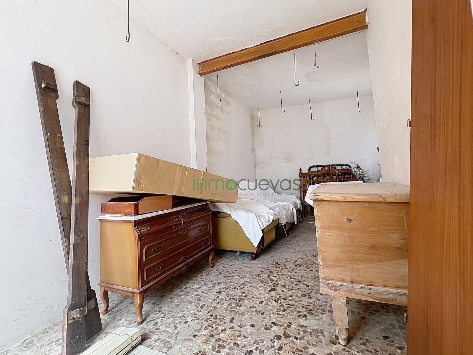 6 bedroom Terraced Villa for sale in Zurgena with garage - € 124,999 (Ref: 9843604)