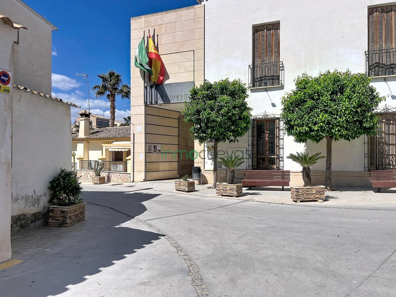 6 bedroom Terraced Villa for sale in Zurgena with garage - € 124,999 (Ref: 9843604)