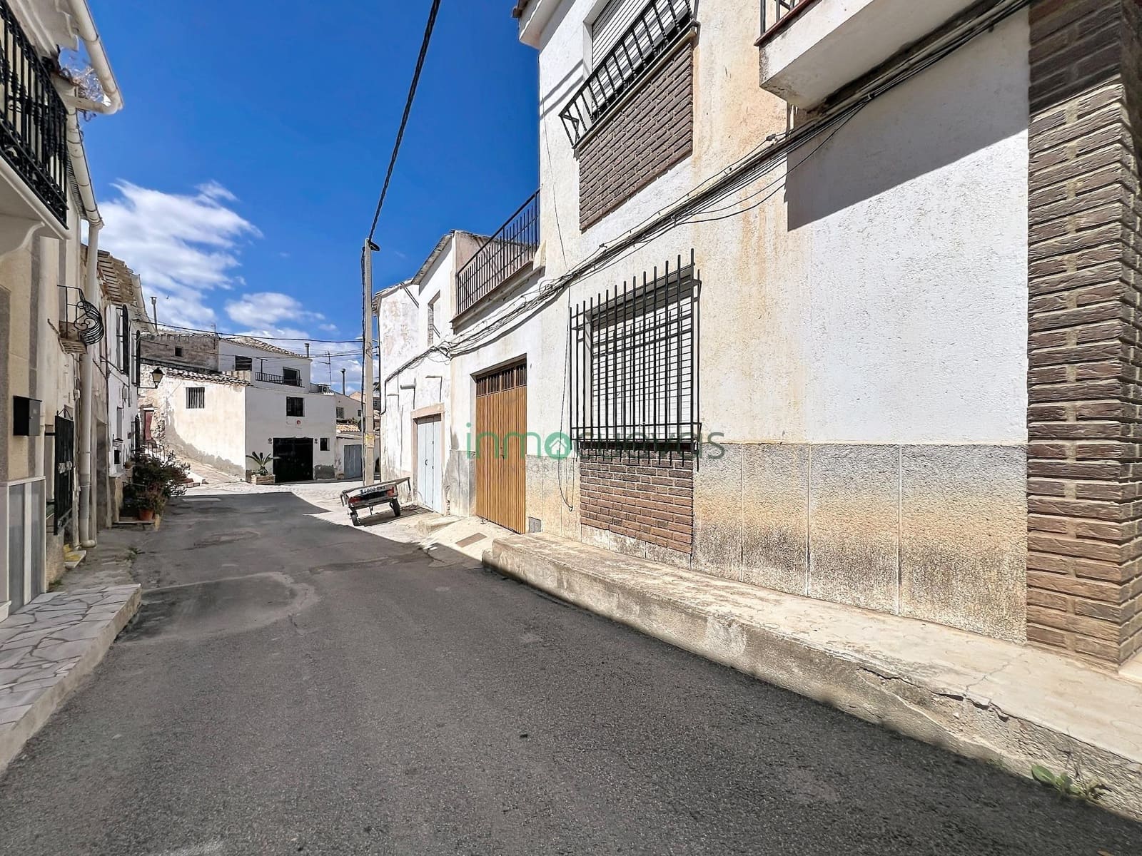 6 bedroom Terraced Villa for sale in Zurgena with garage - € 124,999 (Ref: 9843604)