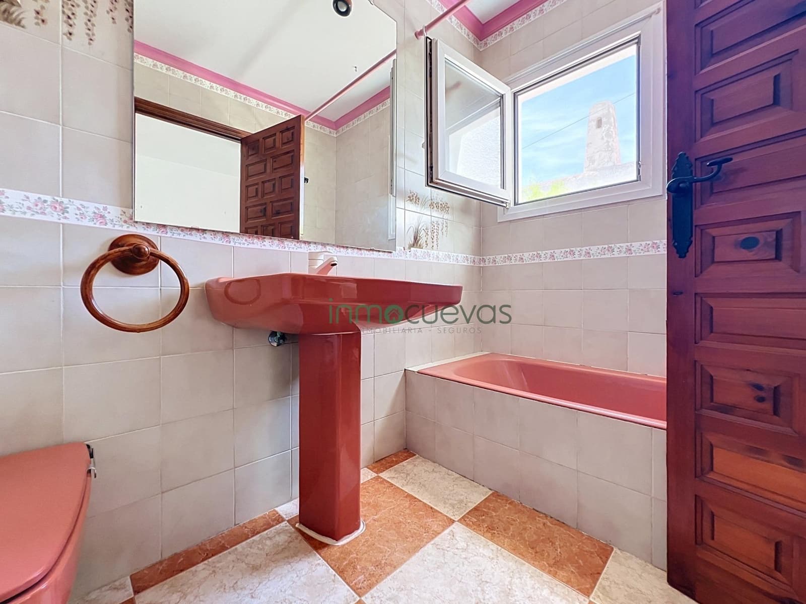 4 bedroom Villa for sale in Mojacar with pool garage - € 690,000 (Ref: 9966722)