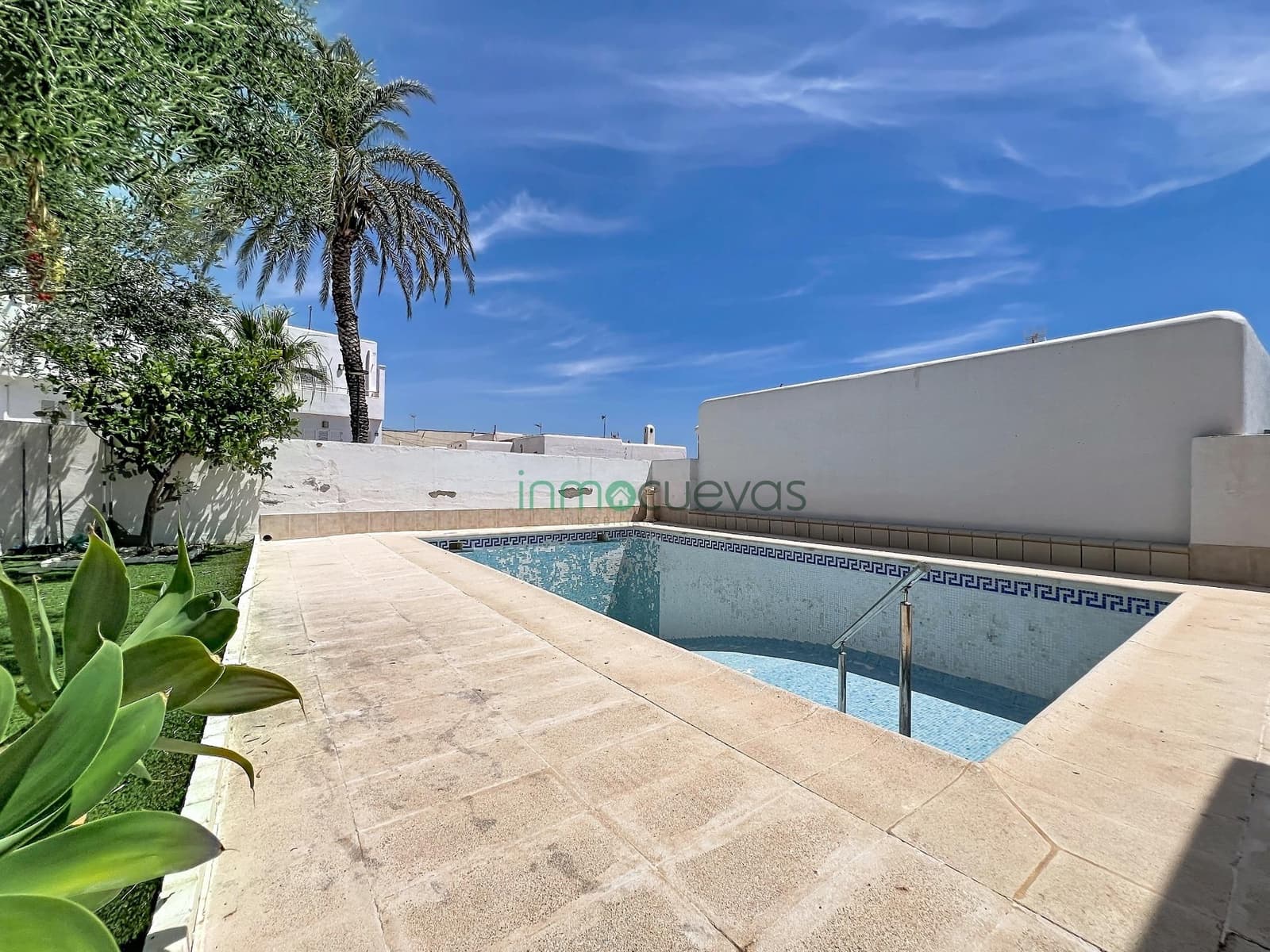 4 bedroom Villa for sale in Mojacar with pool garage - € 690,000 (Ref: 9966722)