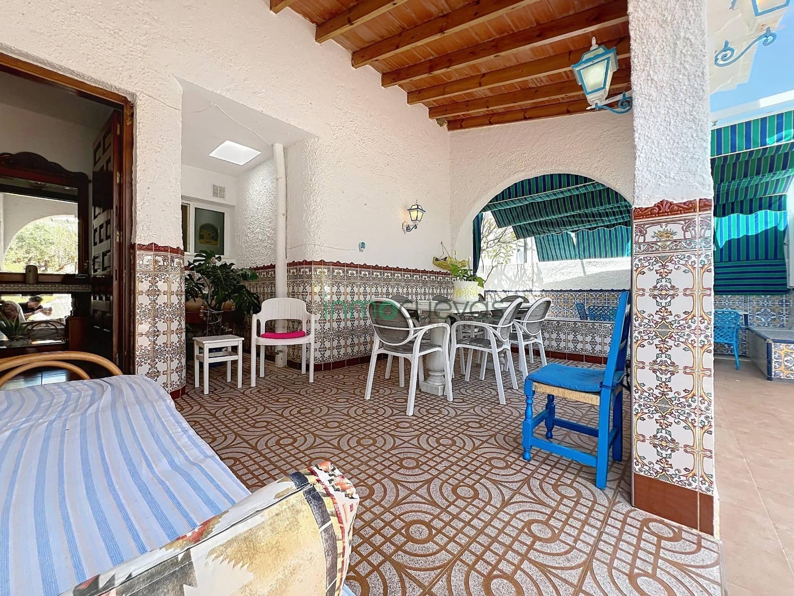 4 bedroom Villa for sale in Mojacar with pool garage - € 690,000 (Ref: 9966722)