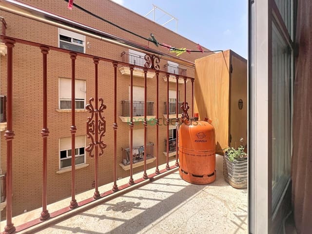 Piso de 2 habitaciones en Cuevas del Almanzora en venta con piscina - 76.500 € (Ref: 9975521)
