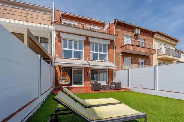 Chalet de 4 habitaciones en Vilassar de Dalt en venta con garaje - 625.000 € (Ref: 10000920)