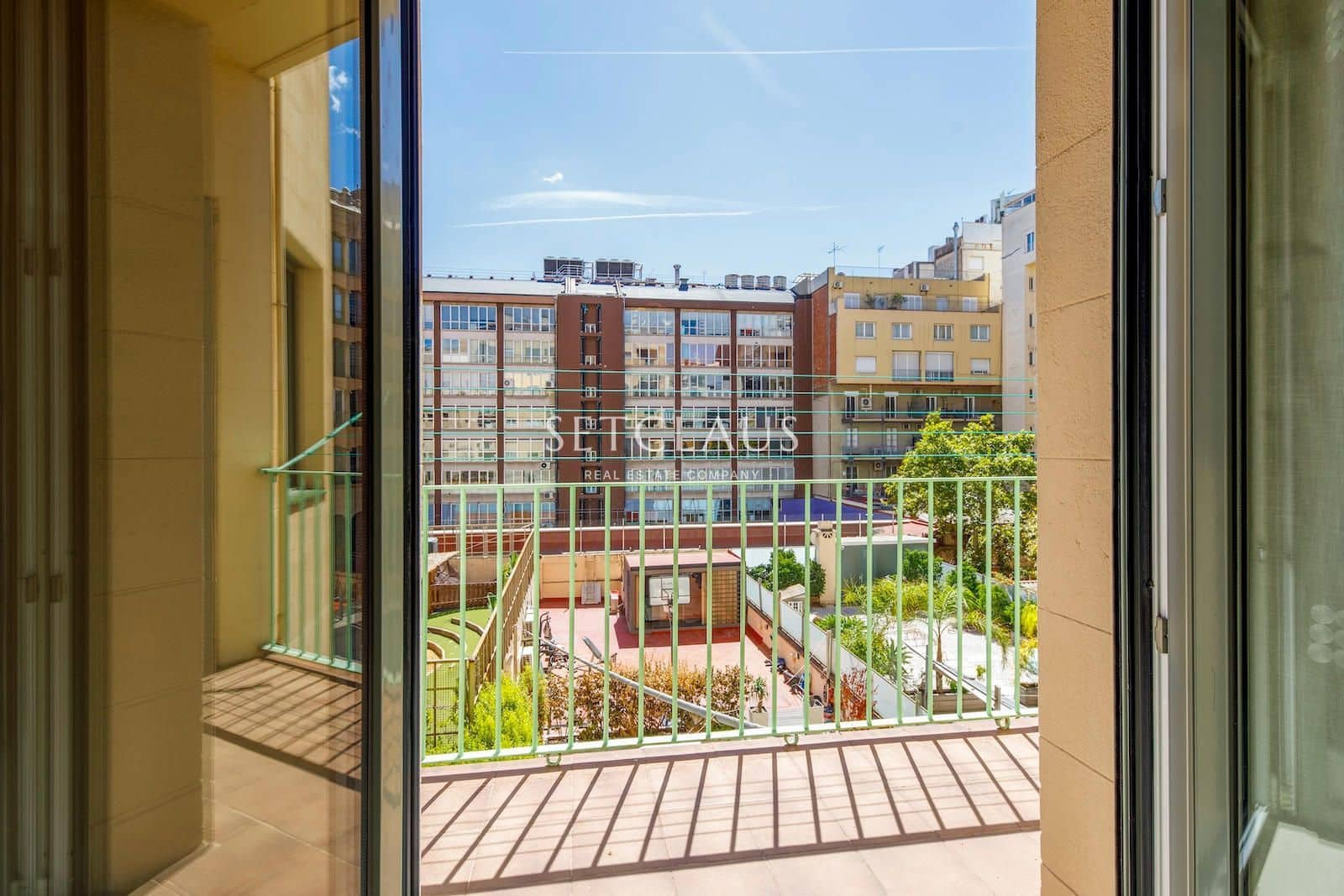 3 sypialnia Mieszkanie na sprzedaż w Miasto Barcelona - 1 695 000 € (Ref: 10035800)