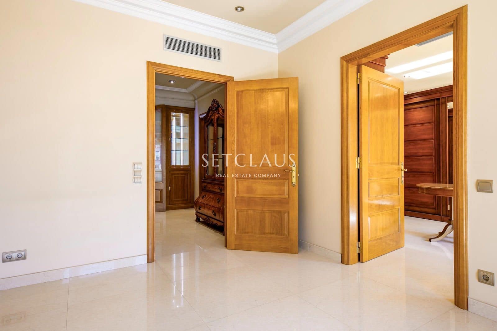 3 sypialnia Mieszkanie na sprzedaż w Miasto Barcelona - 1 695 000 € (Ref: 10035800)