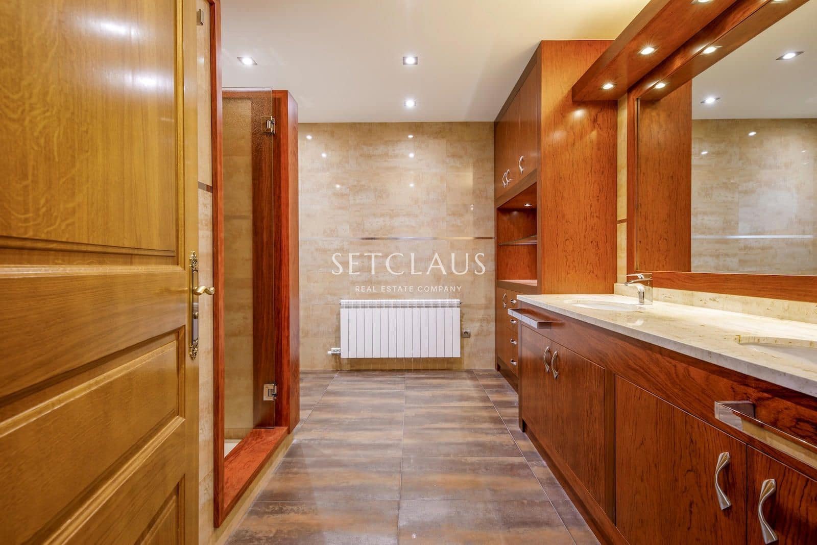 3 sypialnia Mieszkanie na sprzedaż w Miasto Barcelona - 1 695 000 € (Ref: 10035800)