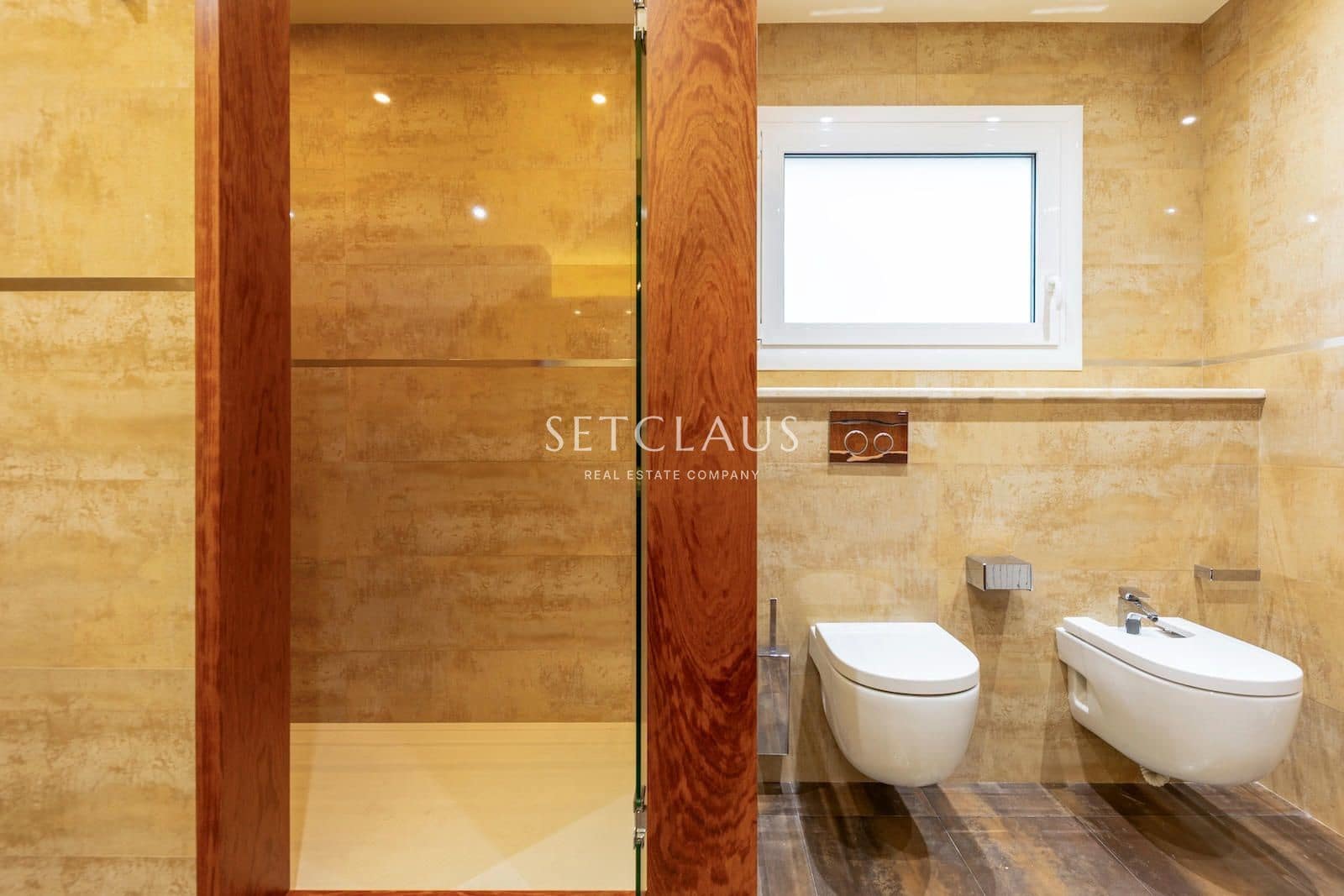 3 sypialnia Mieszkanie na sprzedaż w Miasto Barcelona - 1 695 000 € (Ref: 10035800)