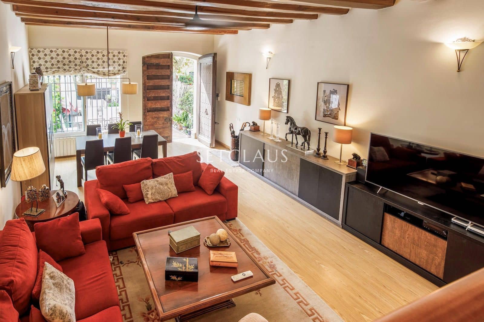 4 bedroom Villa for sale in El Masnou with garage - € 884,000 (Ref: 10043476)