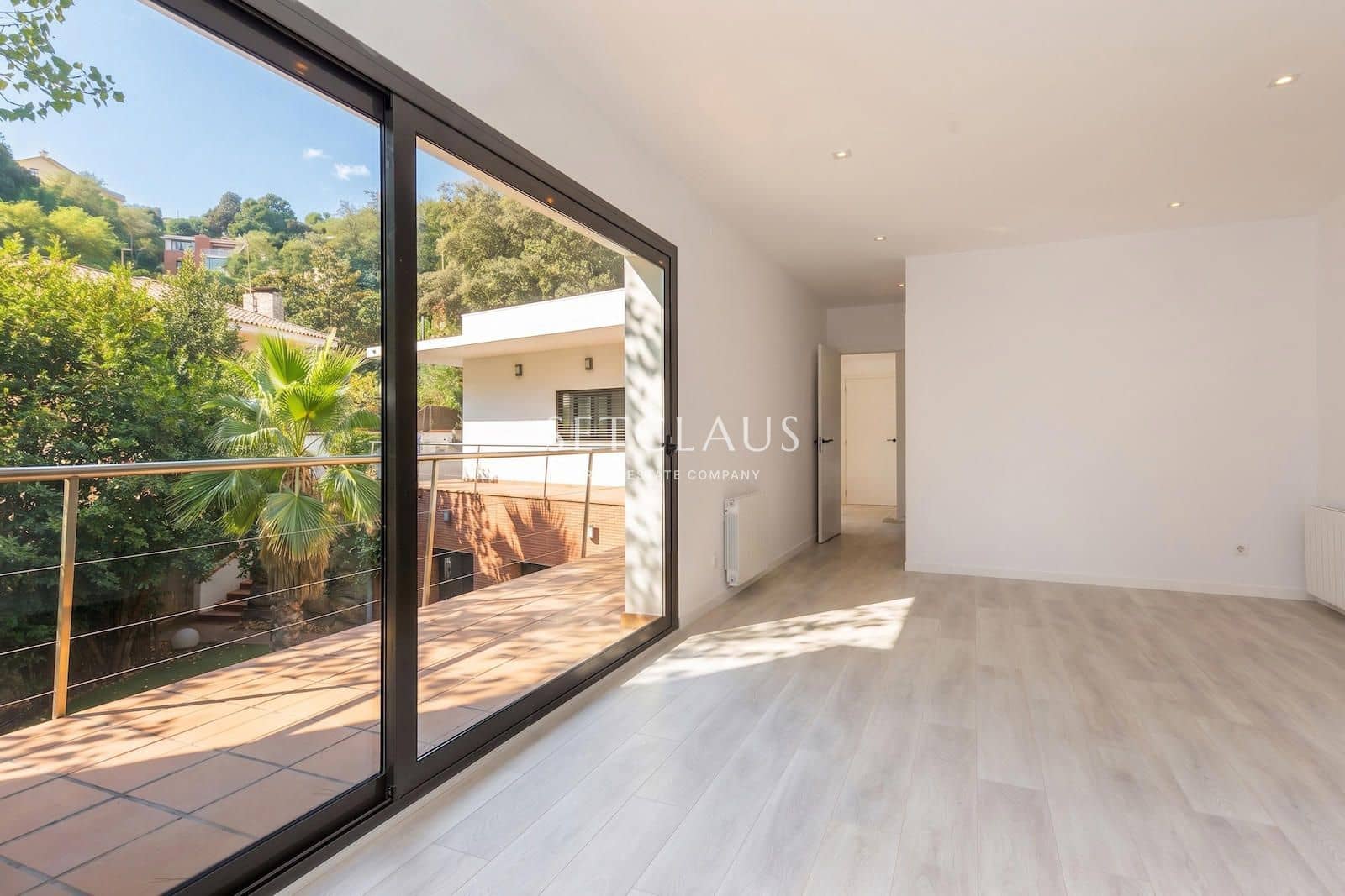 5 bedroom Villa for sale in Les Planes with pool garage - € 1,490,000 (Ref: 10043478)