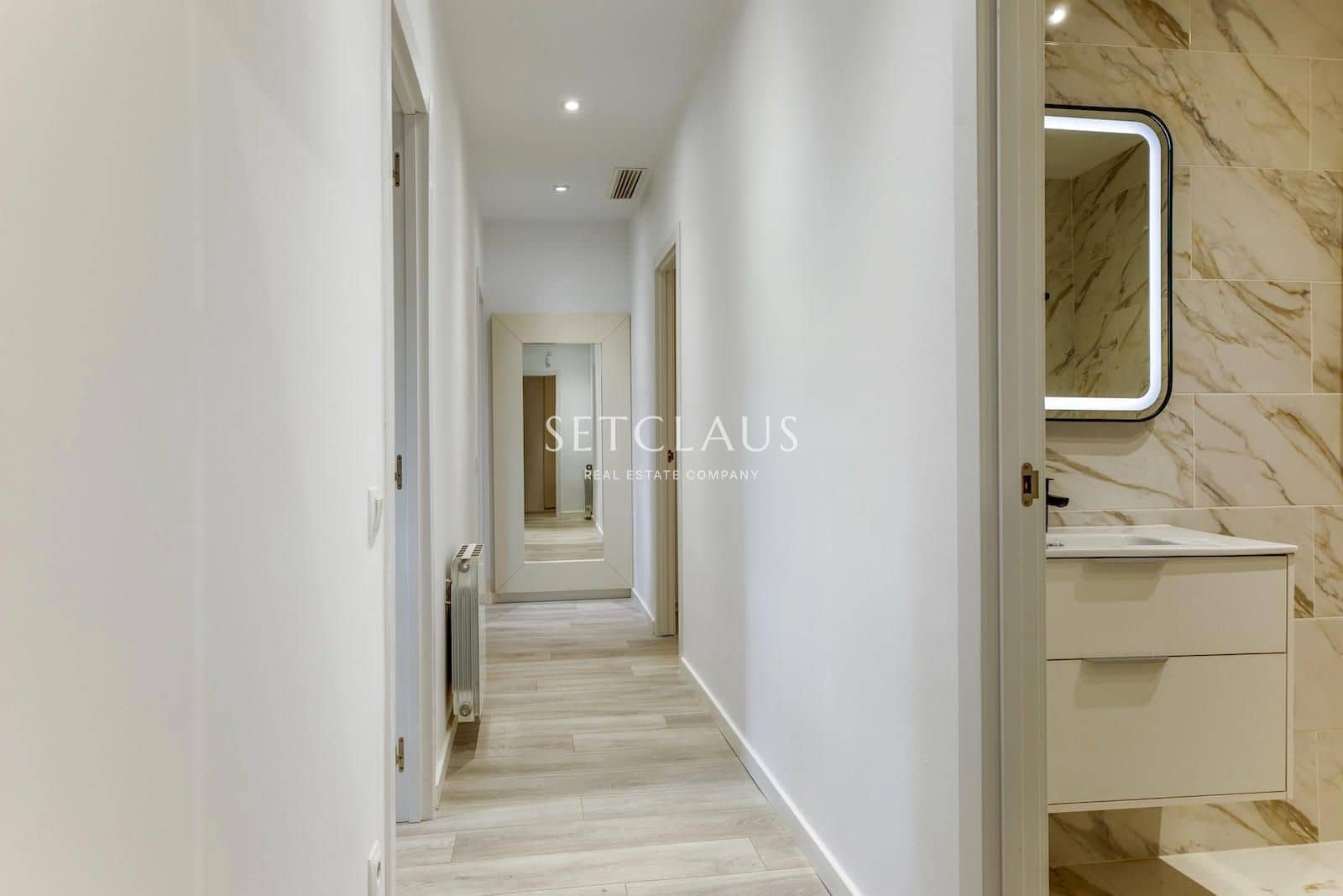 5 bedroom Villa for sale in Les Planes with pool garage - € 1,490,000 (Ref: 10043478)