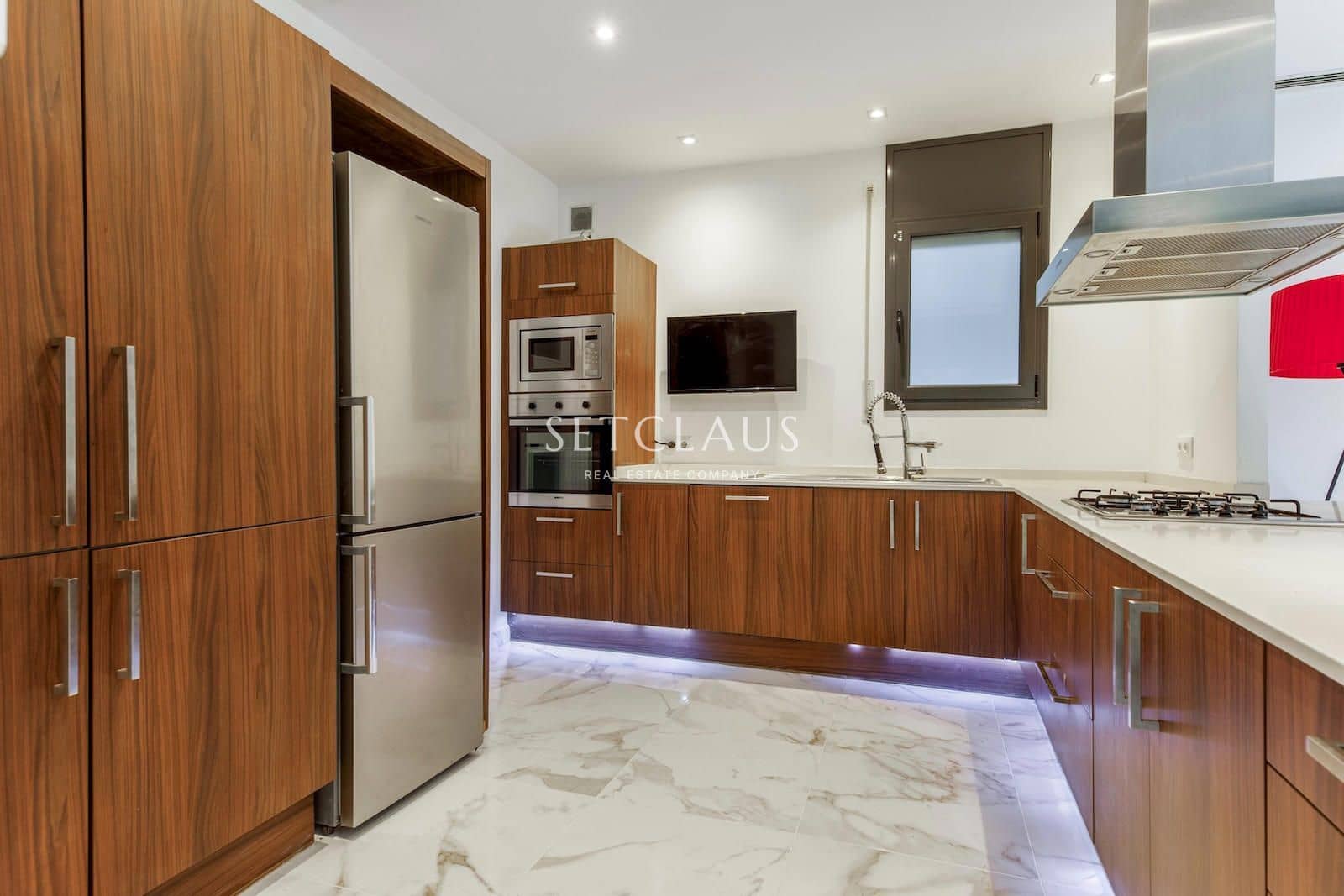 5 bedroom Villa for sale in Les Planes with pool garage - € 1,490,000 (Ref: 10043478)