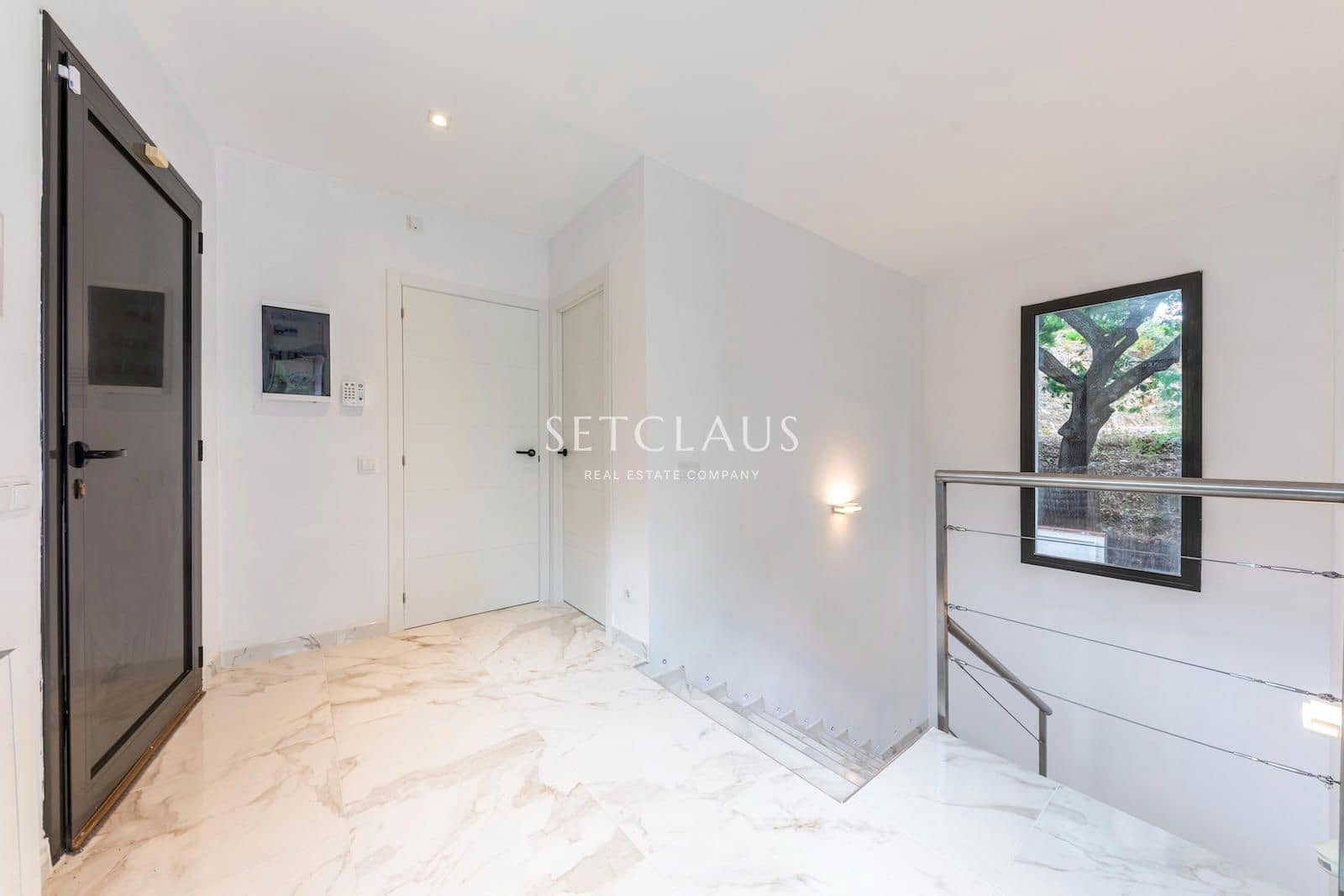 5 bedroom Villa for sale in Les Planes with pool garage - € 1,490,000 (Ref: 10043478)