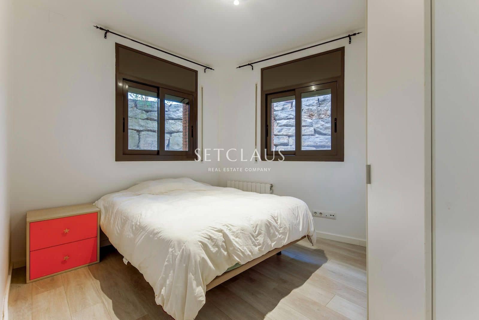 5 bedroom Villa for sale in Les Planes with pool garage - € 1,490,000 (Ref: 10043478)