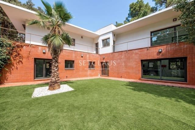 Chalet de 5 habitaciones en Les Planes en venta con piscina garaje - 1.490.000 € (Ref: 10043478)
