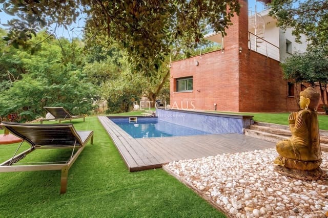 Chalet de 5 habitaciones en Les Planes en venta con piscina garaje - 1.490.000 € (Ref: 10043478)