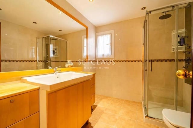 4 soveværelse Villa til salg i Teià med garage - € 590.000 (Ref: 10061001)
