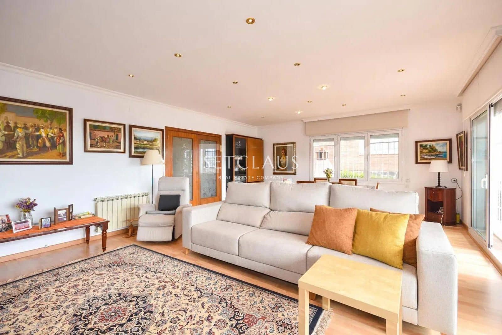 4 soveværelse Villa til salg i Teia med garage - € 590.000 (Ref: 10061001)