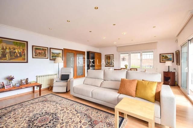 4 soveværelse Villa til salg i Teià med garage - € 590.000 (Ref: 10061001)