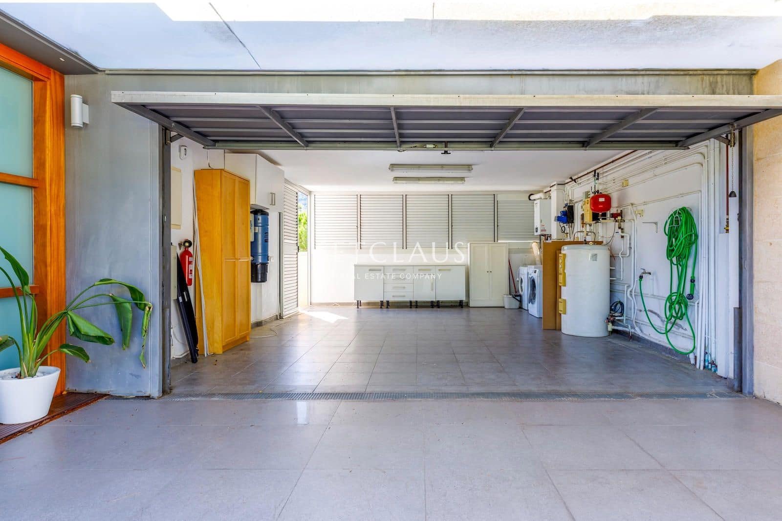 5 slaapkamer Villa te huur in Alella met zwembad garage - € 4.500 (Ref: 10062324)