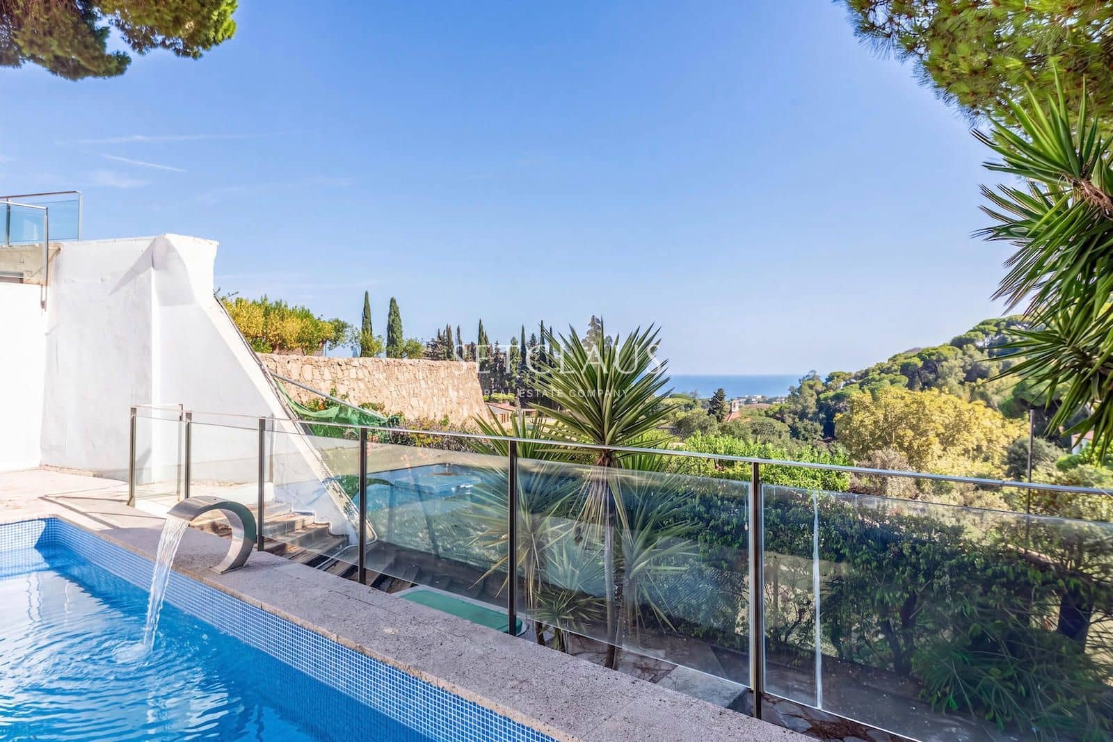 5 slaapkamer Villa te huur in Alella met zwembad garage - € 4.500 (Ref: 10062324)