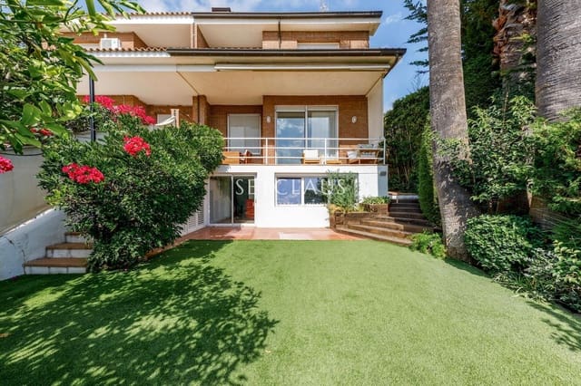 4 bedroom Villa for sale in Teià with garage - € 765,000 (Ref: 10062989)
