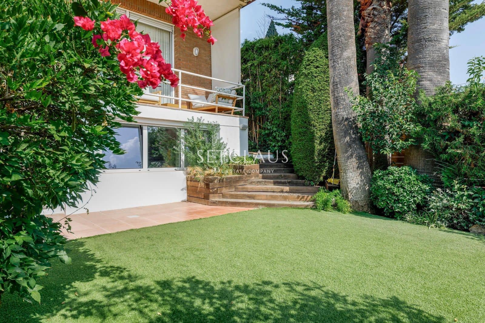 4 bedroom Villa for sale in Teia with garage - € 765,000 (Ref: 10062989)