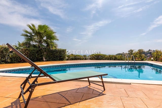 4 soverom Villa til salgs i Alella med svømmebasseng garasje - € 920 000 (Ref: 10079941)