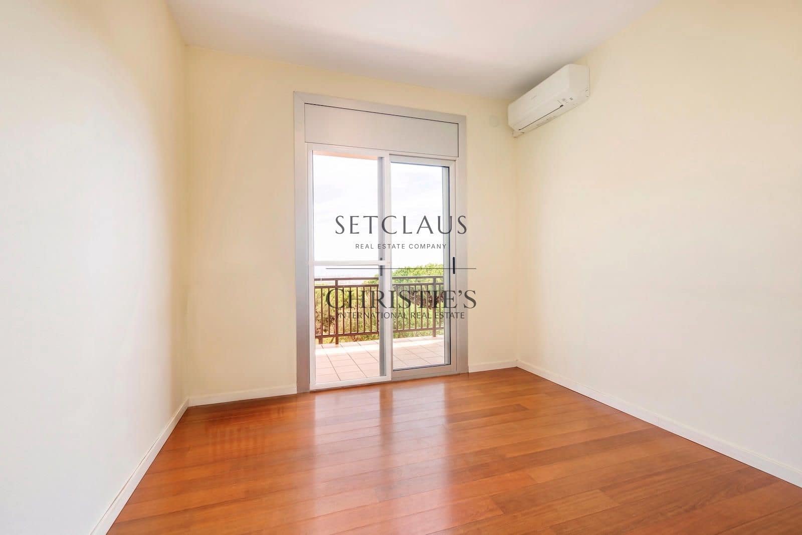 6 sovrum Villa att hyra i Premia de Dalt med pool garage - 4 200 € (Ref: 10101107)