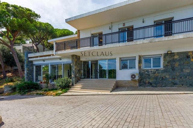 6 sovrum Villa att hyra i Premià de Dalt med pool garage - 4 200 € (Ref: 10101107)