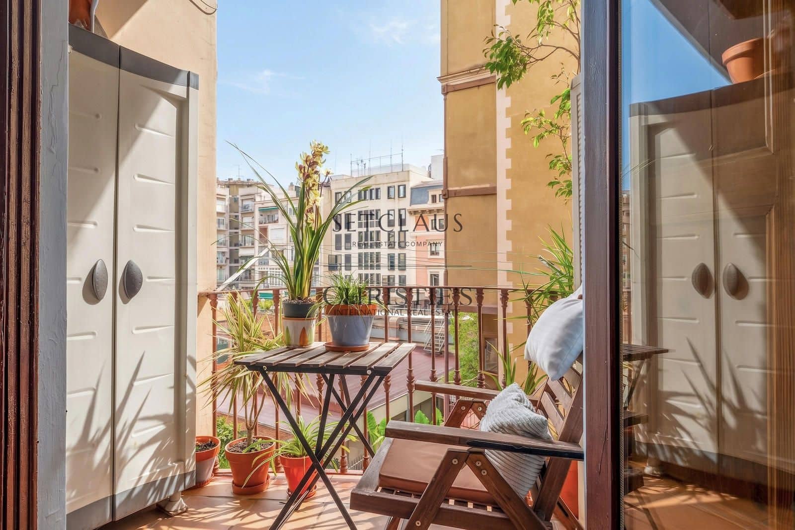 4 makuuhuone Asunto myytävänä paikassa Barcelona kaupunki - 750 000 € (Ref: 10127308)