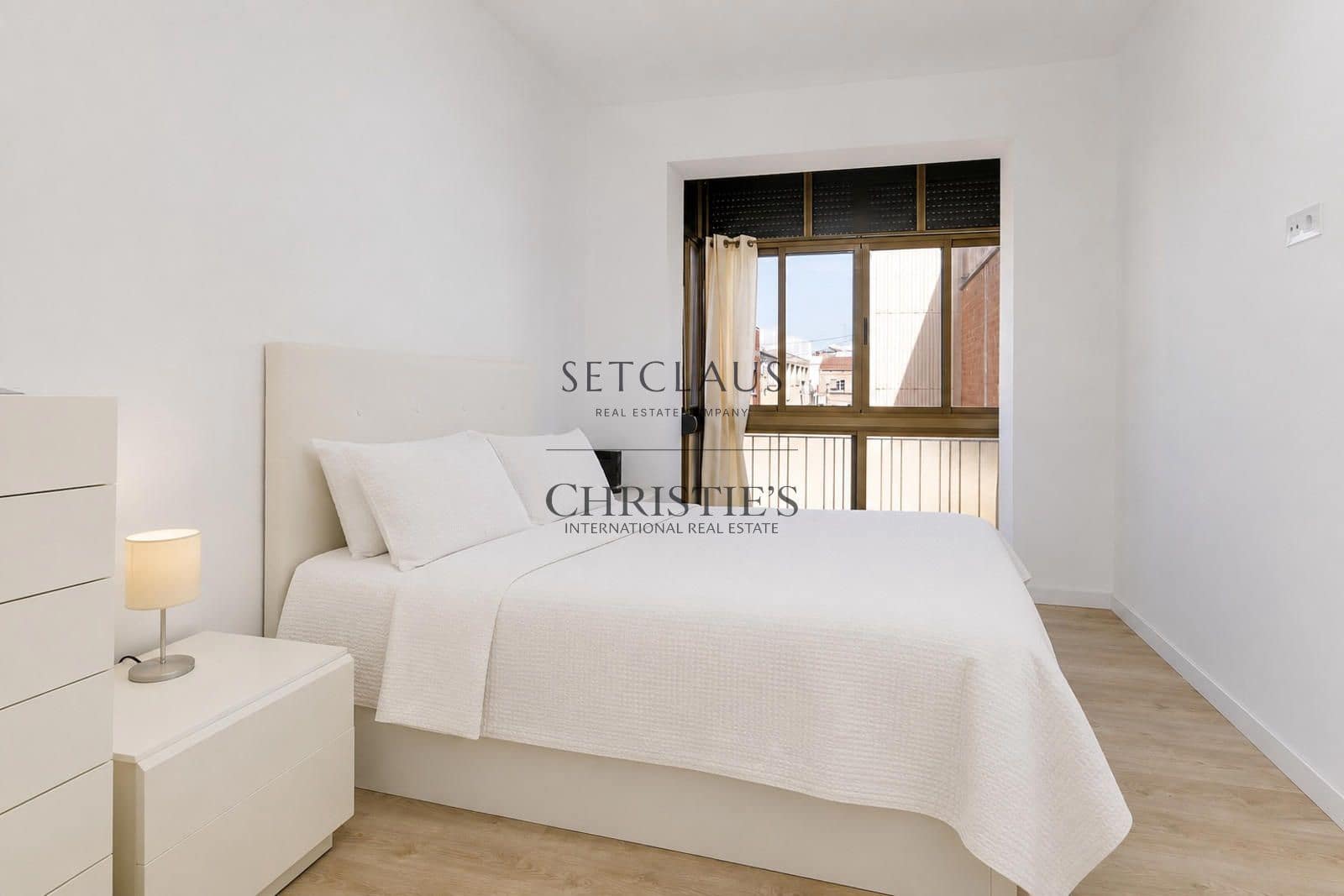 3 makuuhuone Huvila myytävänä paikassa Badalona - 465 000 € (Ref: 10130404)