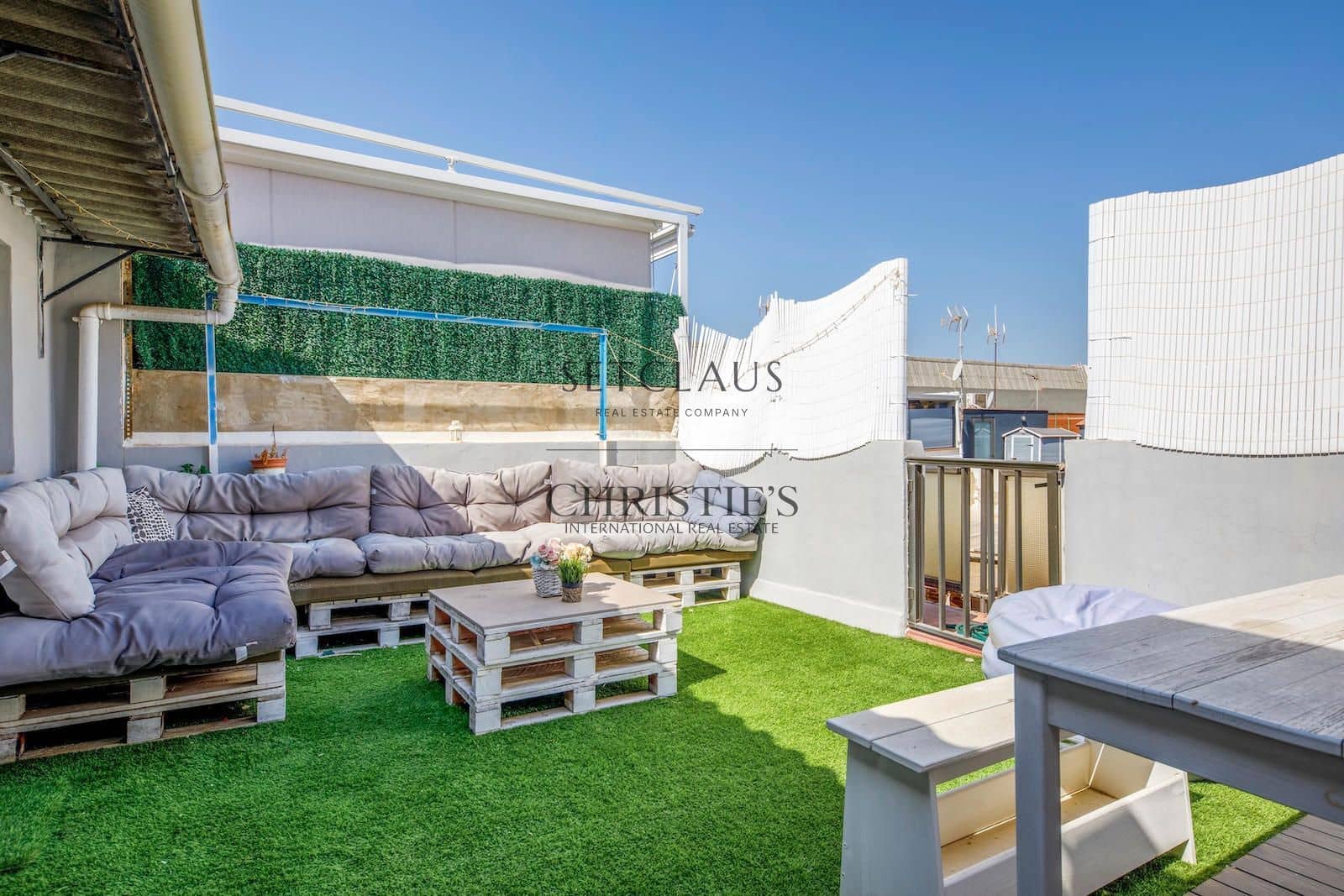 3 makuuhuone Huvila myytävänä paikassa Badalona - 465 000 € (Ref: 10130404)