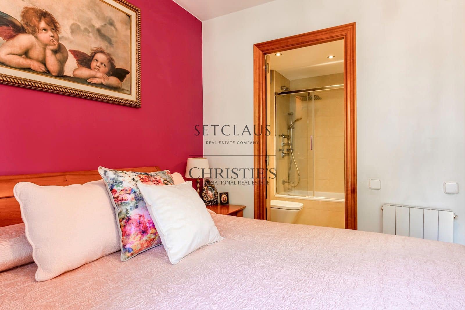 4 bedroom Townhouse for sale in Alella with pool garage - € 625,000 (Ref: 10130405)