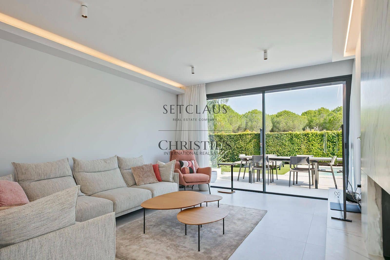 6 chambre Villa/Maison à vendre à Montgat avec piscine garage - 1 950 000 € (Ref: 10140175)