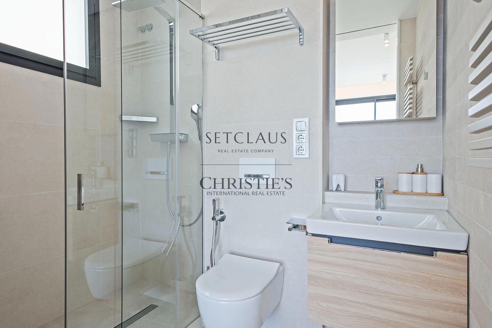 6 chambre Villa/Maison à vendre à Montgat avec piscine garage - 1 950 000 € (Ref: 10140175)