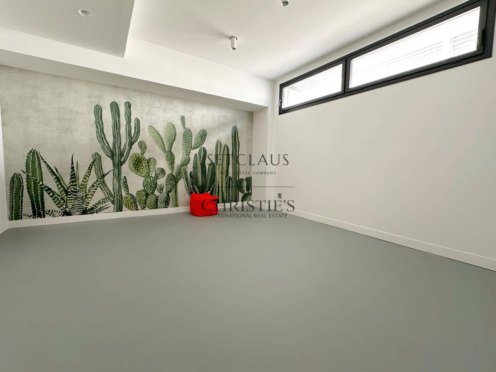 6 chambre Villa/Maison à vendre à Montgat avec piscine garage - 1 950 000 € (Ref: 10140175)