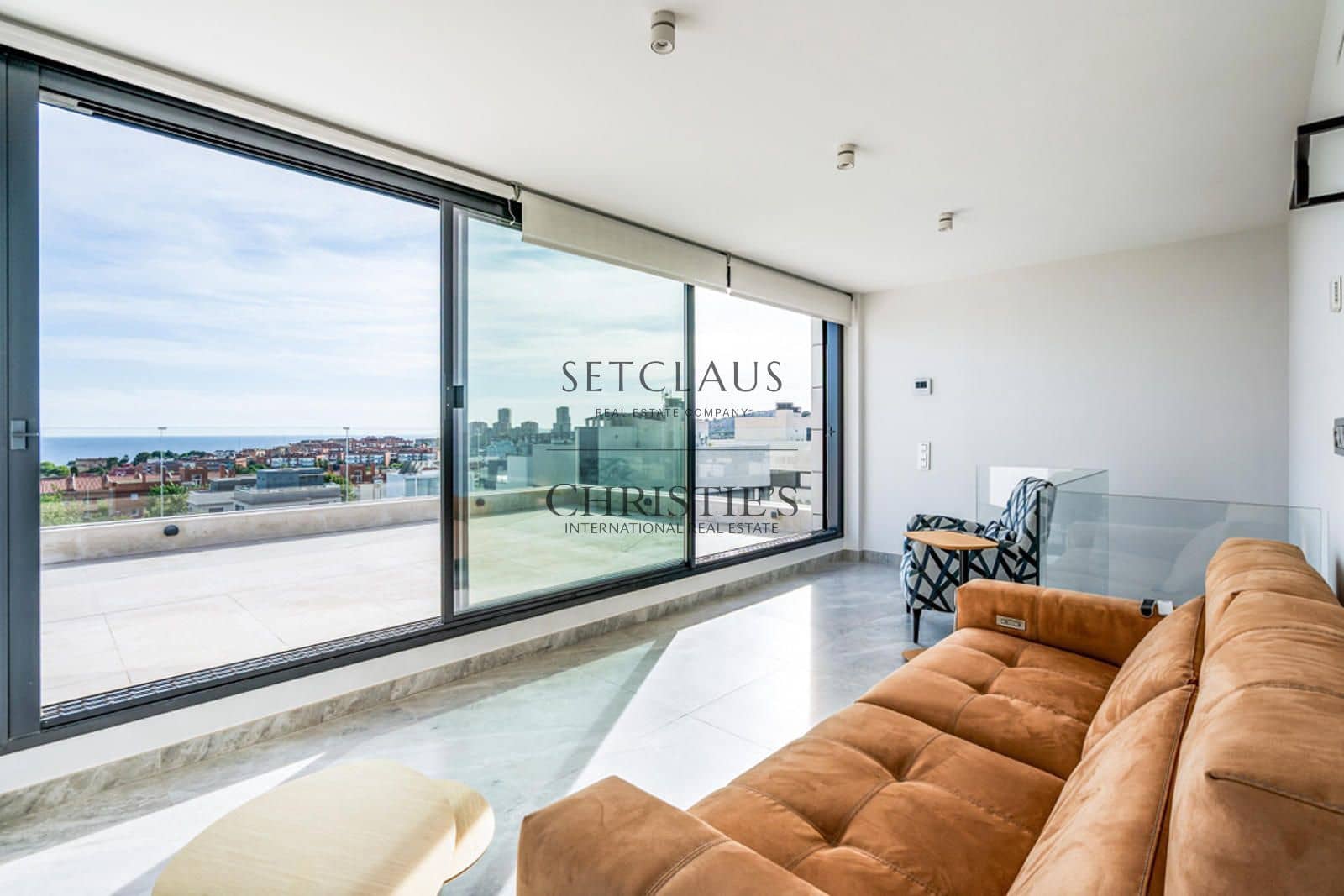 6 chambre Villa/Maison à vendre à Montgat avec piscine garage - 1 950 000 € (Ref: 10140175)