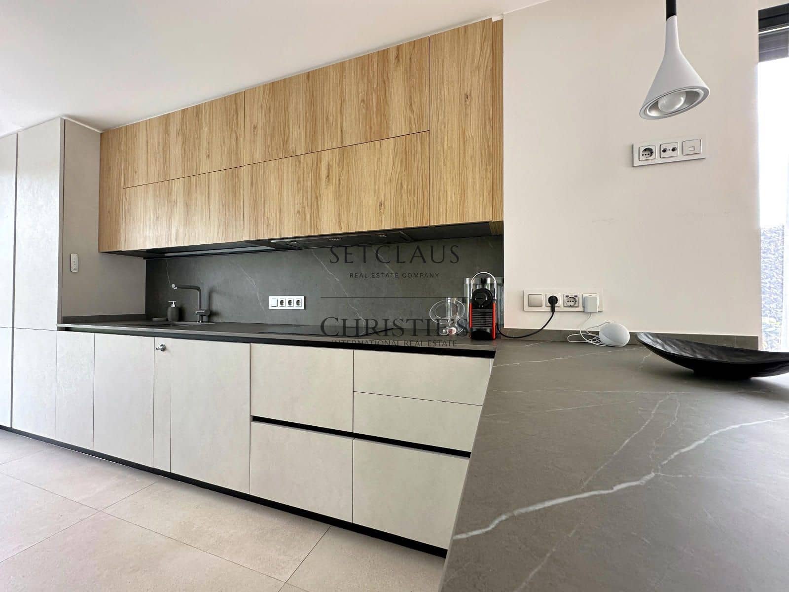 6 chambre Villa/Maison à vendre à Montgat avec piscine garage - 1 950 000 € (Ref: 10140175)