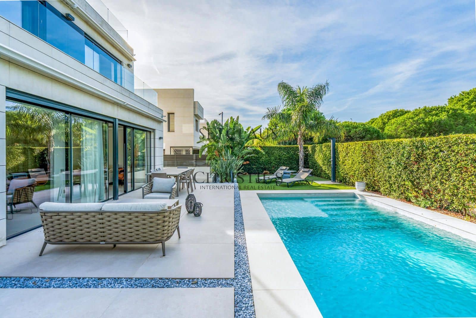 6 chambre Villa/Maison à vendre à Montgat avec piscine garage - 1 950 000 € (Ref: 10140175)