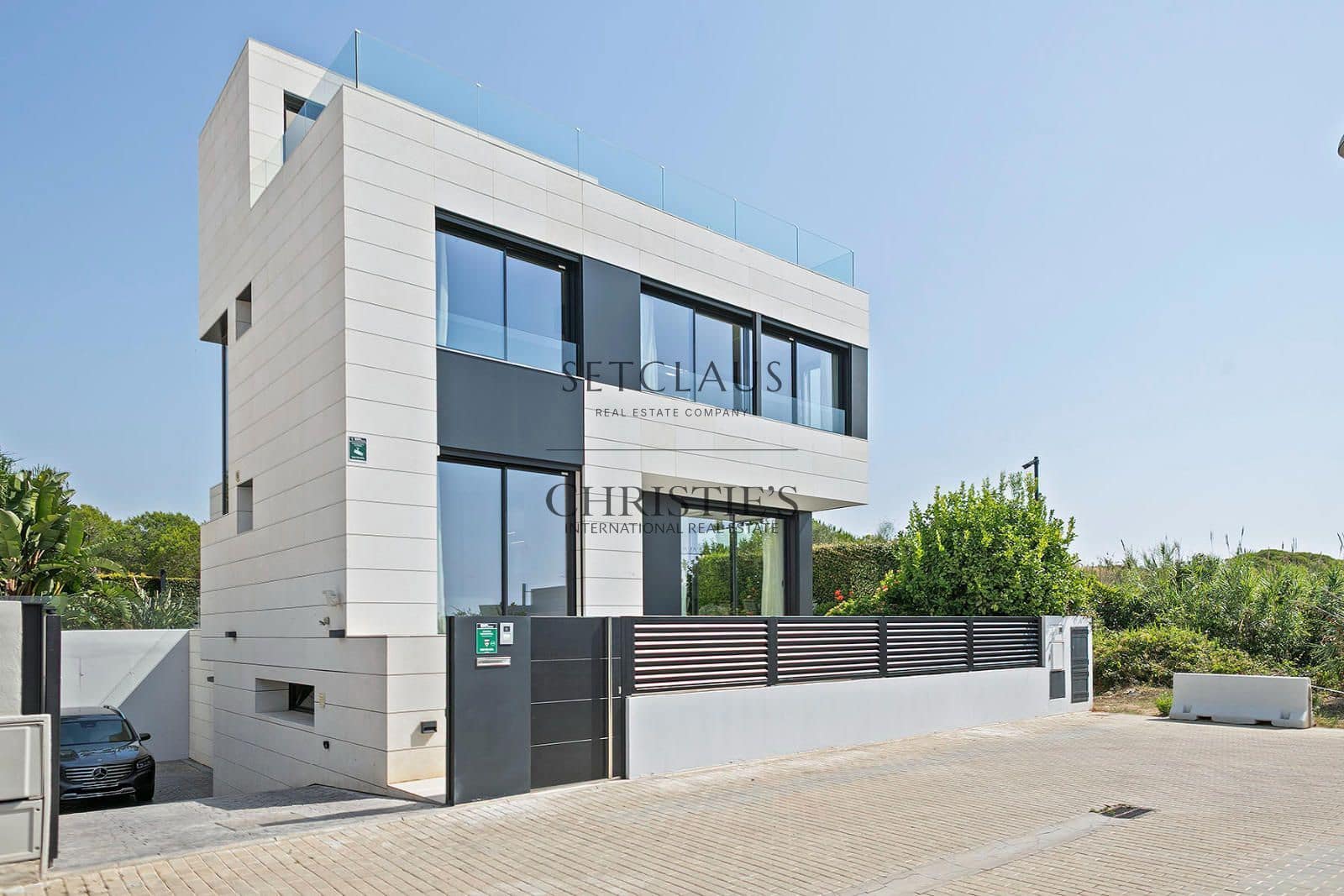 6 chambre Villa/Maison à vendre à Montgat avec piscine garage - 1 950 000 € (Ref: 10140175)