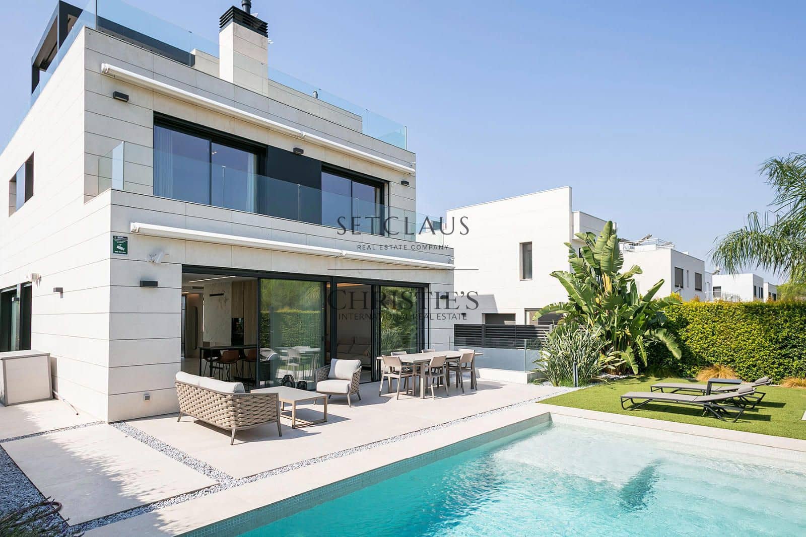 6 chambre Villa/Maison à vendre à Montgat avec piscine garage - 1 950 000 € (Ref: 10140175)