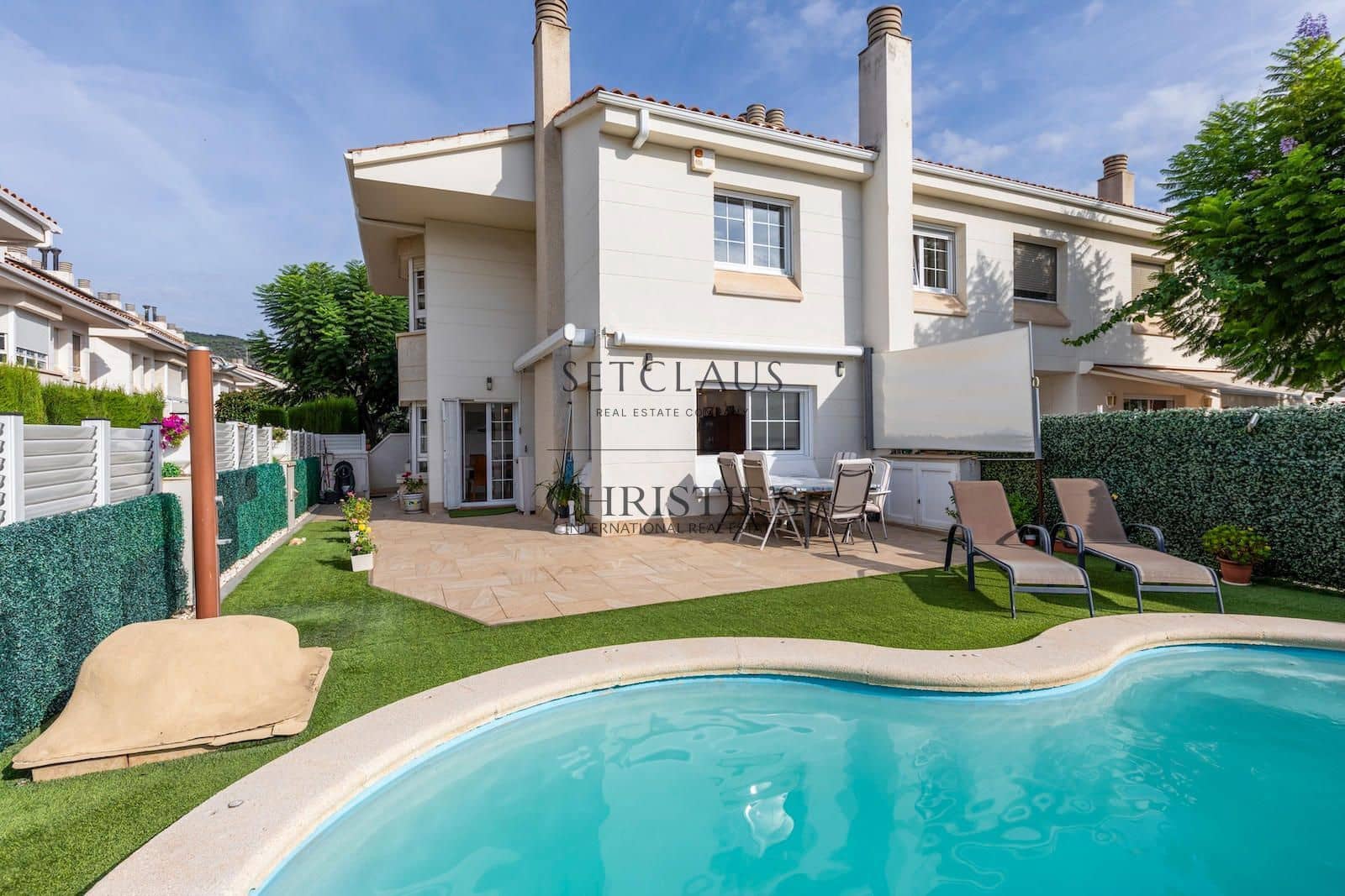 5 soveværelse Byhus til salg i Premia de Mar med swimmingpool garage - € 995.000 (Ref: 10147388)