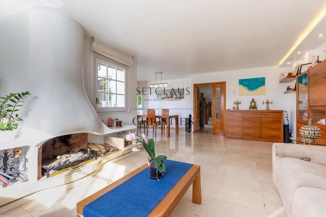 Casa de 5 habitaciones en Premià de Mar en venta con piscina garaje - 995.000 € (Ref: 10147388)