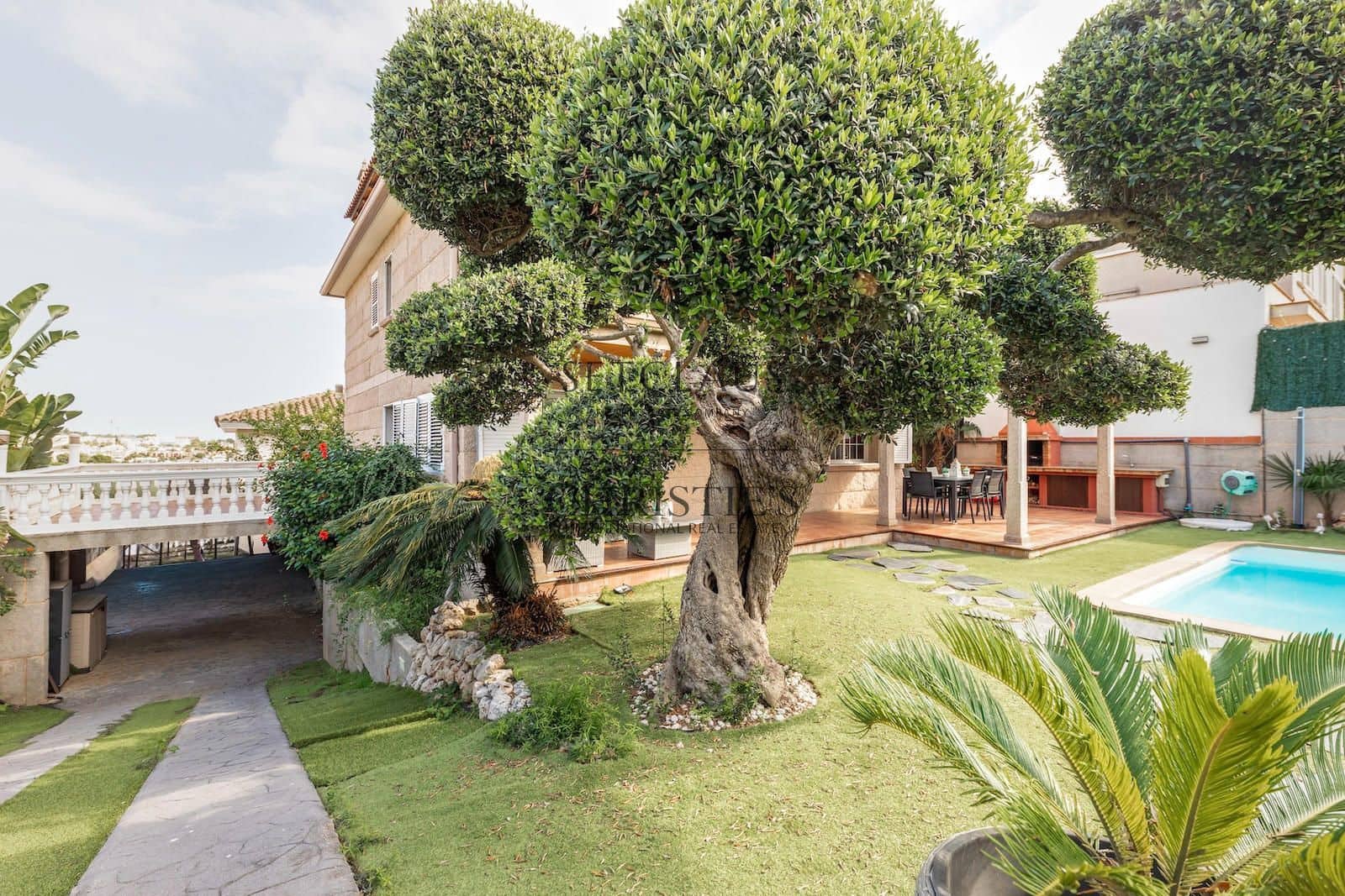 5 soveværelse Villa til salg i Alella med swimmingpool garage - € 1.150.000 (Ref: 10163617)