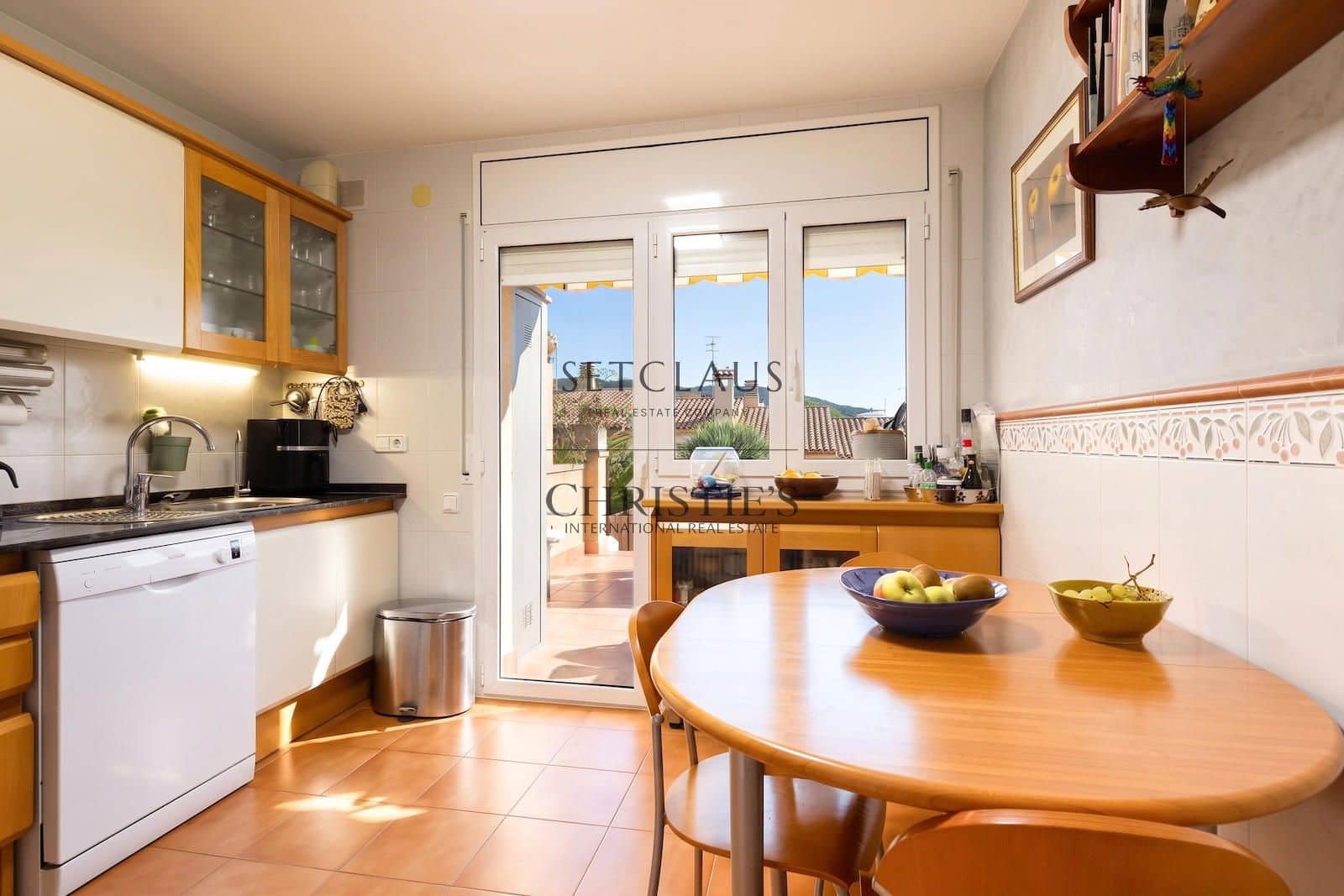 5 soveværelse Byhus til salg i Alella med garage - € 655.000 (Ref: 10165818)