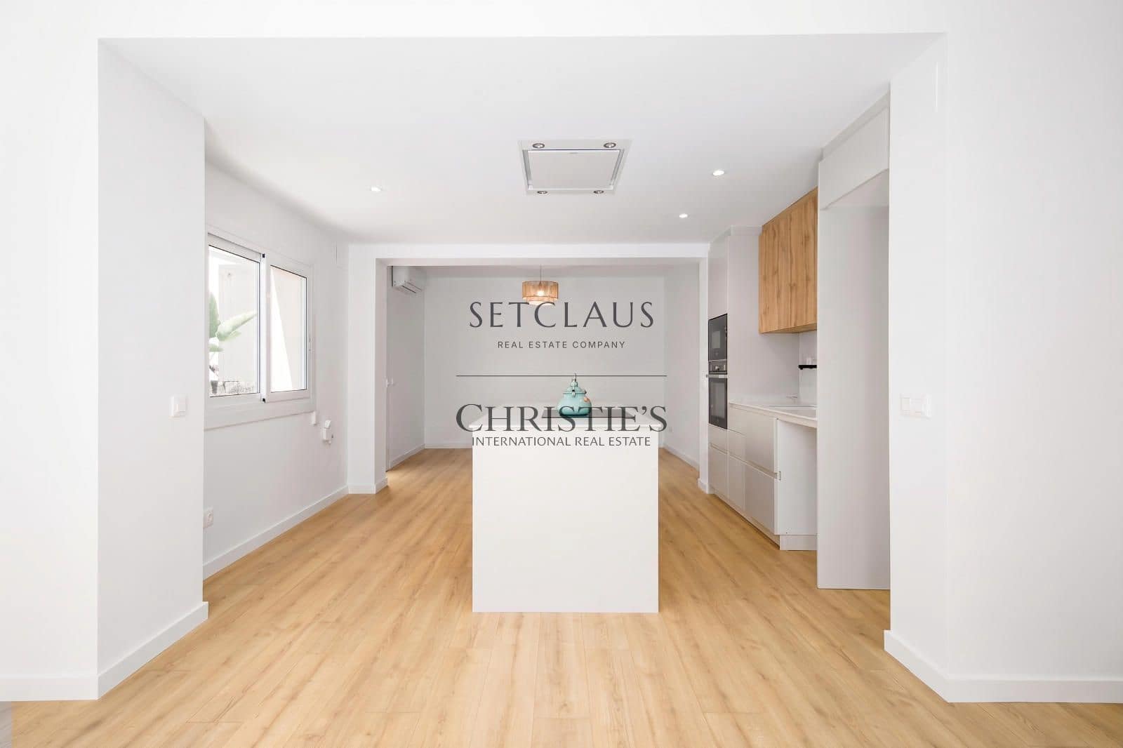 3 soverom Villa til salgs i Alella med svømmebasseng garasje - € 650 000 (Ref: 10170211)